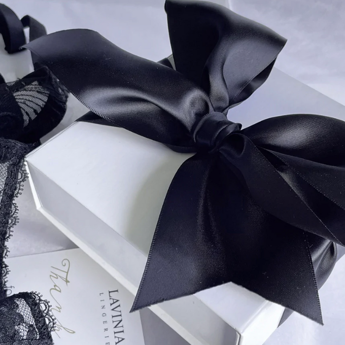 Are you looking for last minute lingerie gift? Now you can try a digital gift.