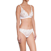 Huit - Camille Tanga