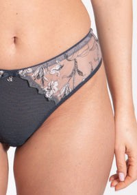 Brazilian panty showing high-cut style, Side view of Eliza by Samanta