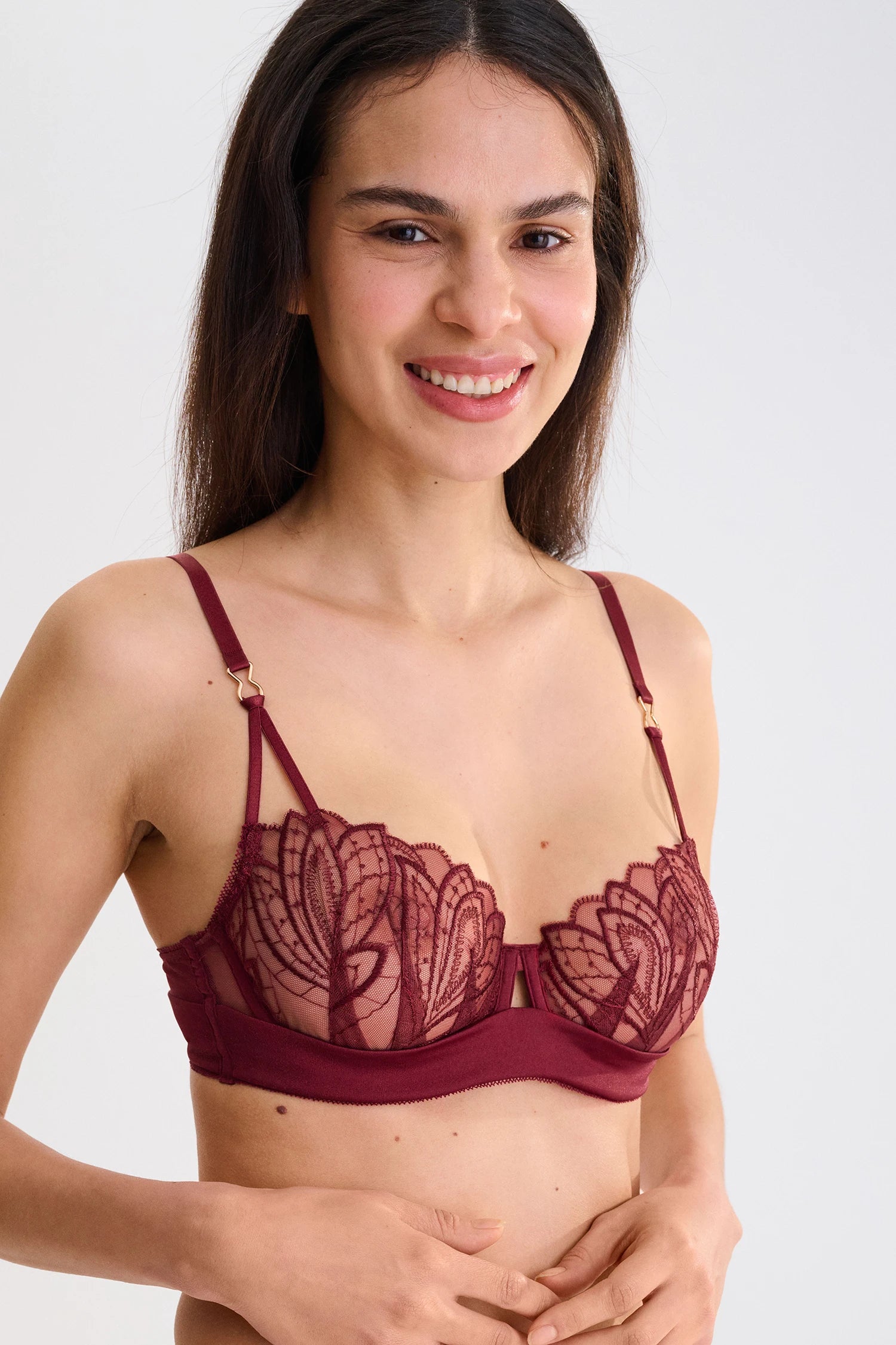 Lisca Adventure Garnet Red underwire bra with lace cups and adjustable straps
