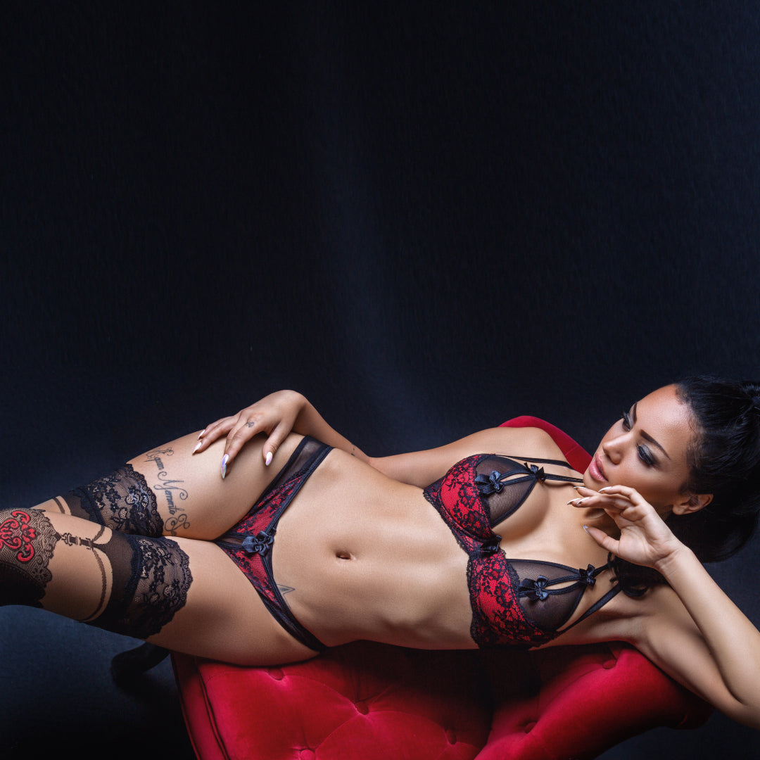 Sexy Lingerie Set Sheer Peek-a-Boo Bra Axami Tomarillo Sorbet