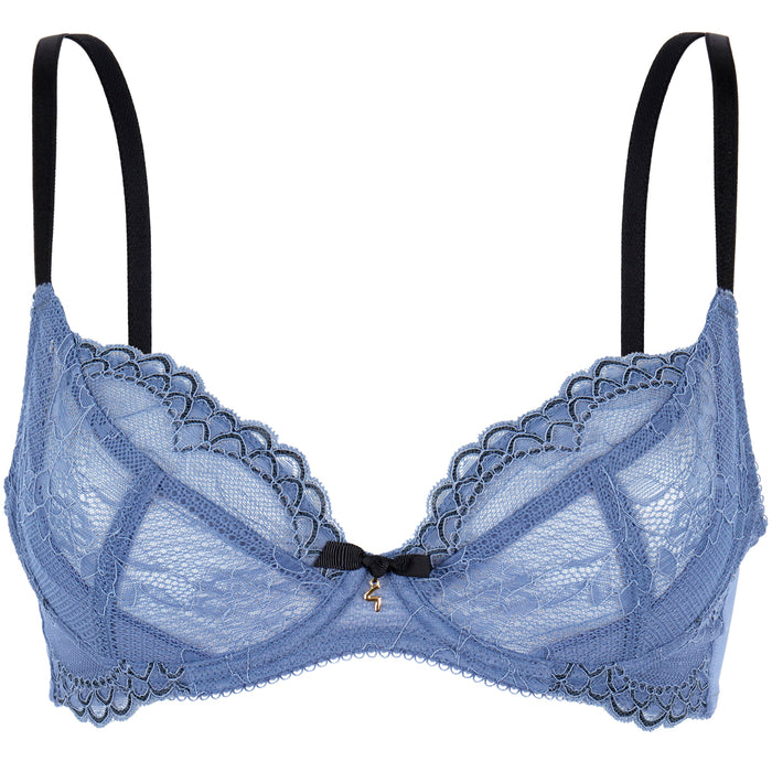 Gossard Women's Superboost Lace Padded Plunge Bra, Orchid, 28G : :  Clothing, Shoes & Accessories